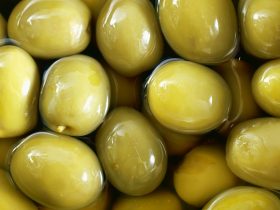 can you freeze olives