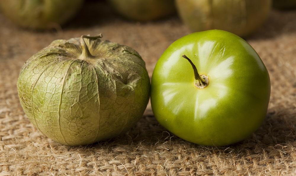 tomatillo husk vs no husk