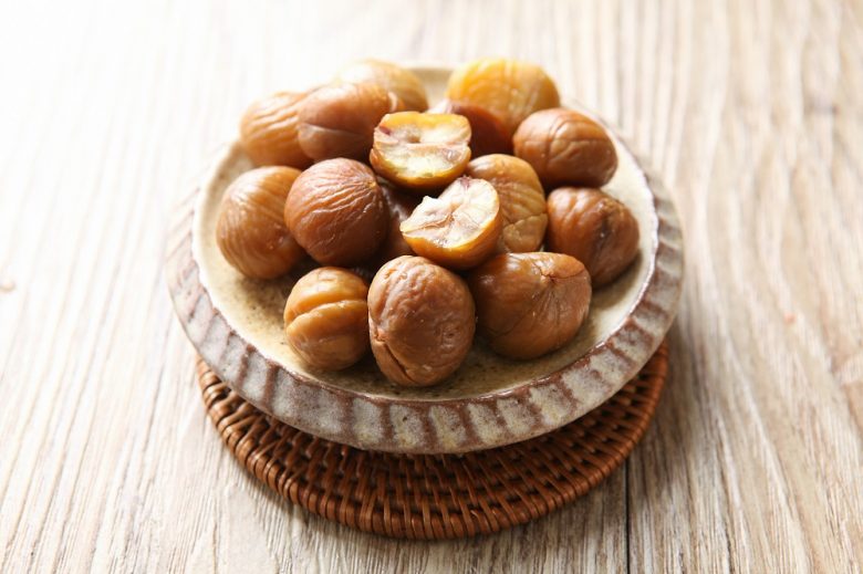 What do Chestnuts Taste Like? Similarities Explained Dom Eats