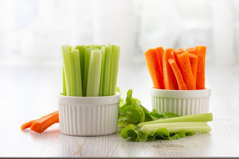 Celery Substitute Alternative Options for Soup, Salad, and More Dom Eats